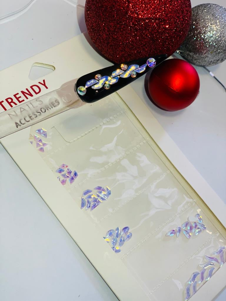 Strass nail art : mélange holographique 2