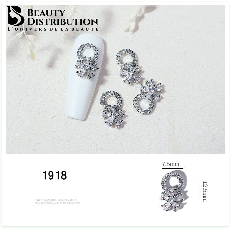 3 Bijoux pour ongles à strass 1918