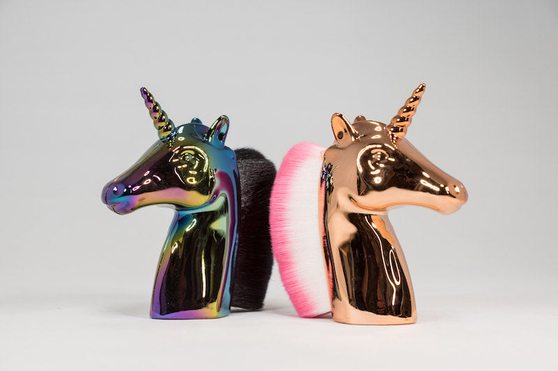 Cepillo unicornio (salón de uñas)