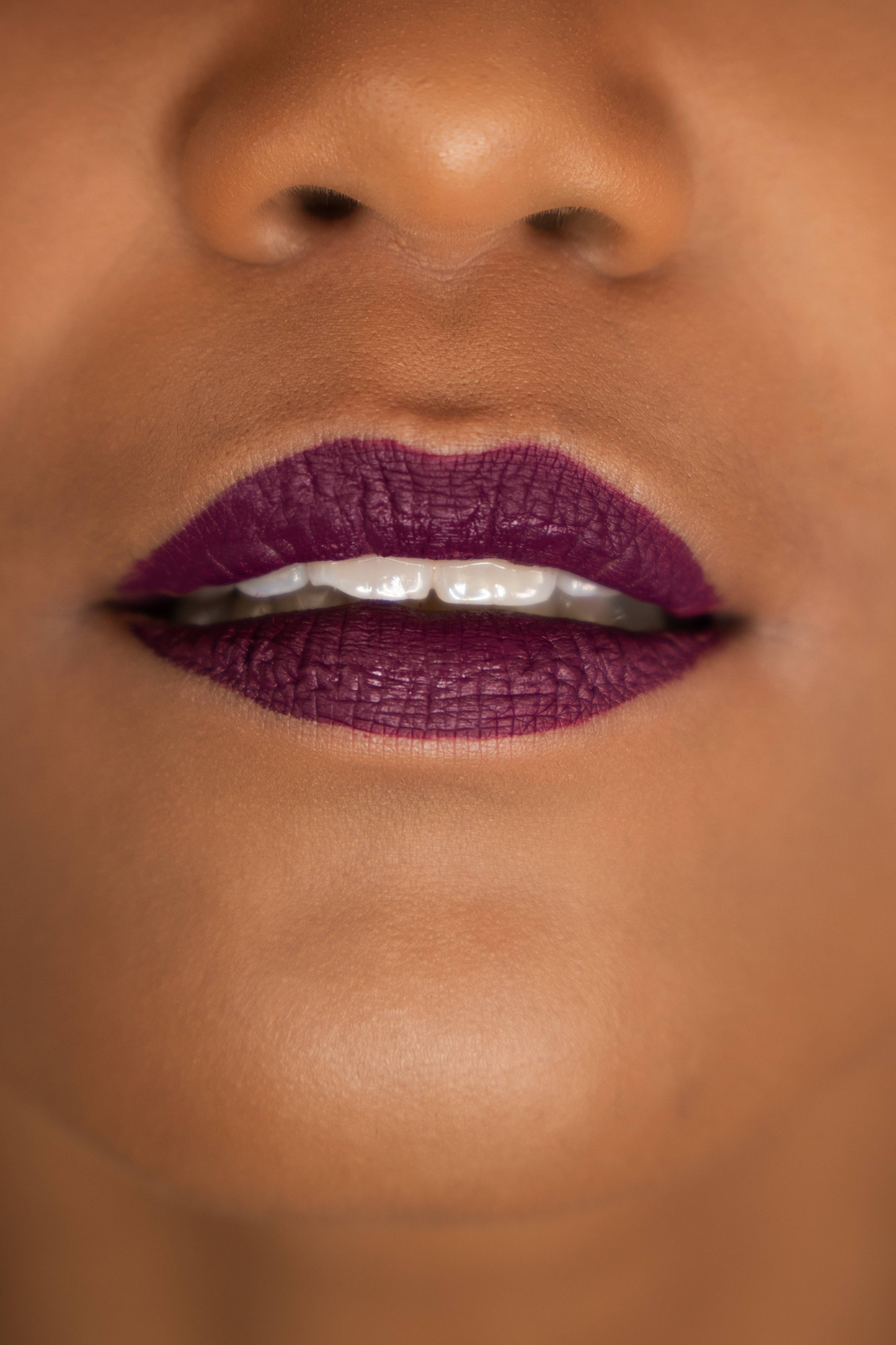 Rouges à lèvres Liquide Mat Purple Chic