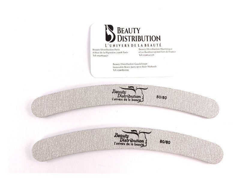 Lime banane : Pour limer l’ongle naturel, ou le gel et la résine