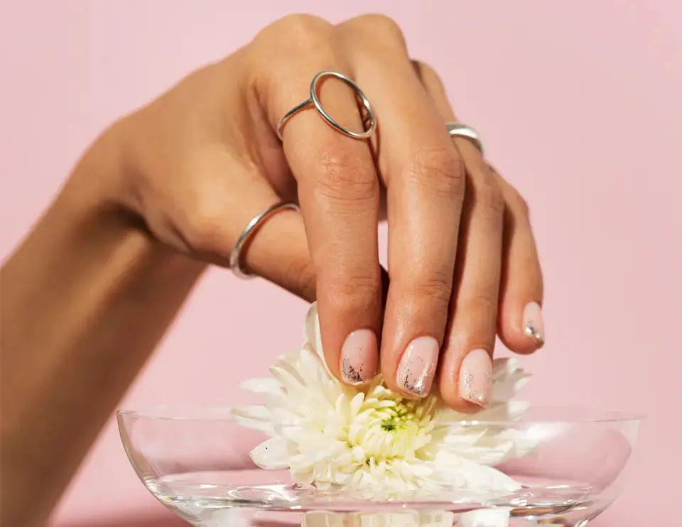 Astuces pour prolonger la durée de vie de votre manucure - Beauty Distribution
