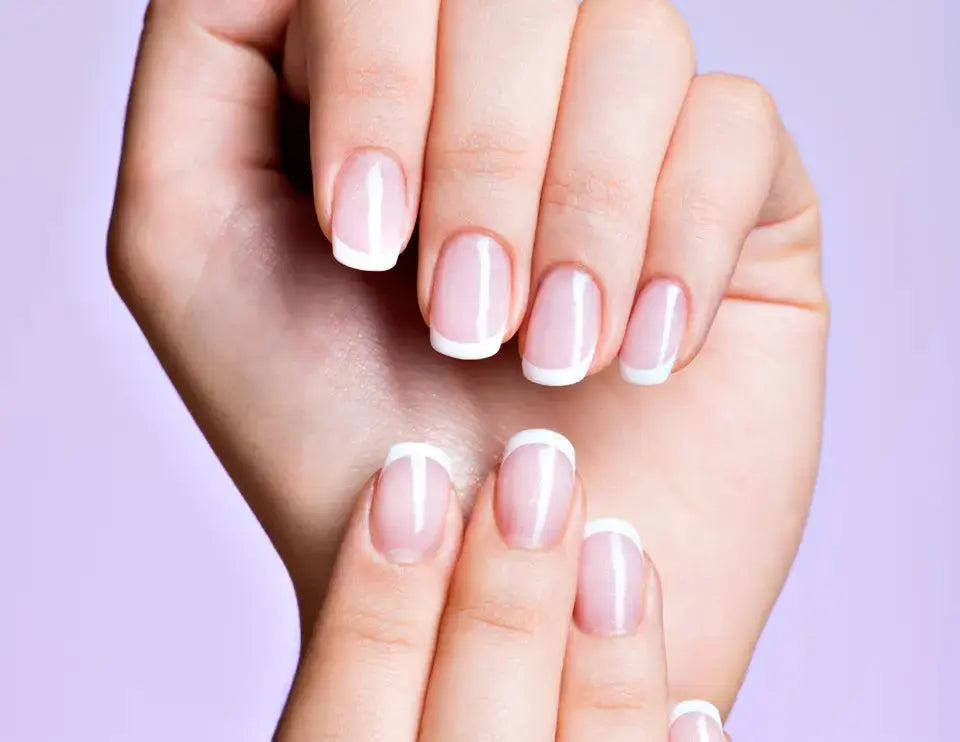 Les secrets d'une french manucure parfaite : Techniques et astuces de pro - Beauty Distribution