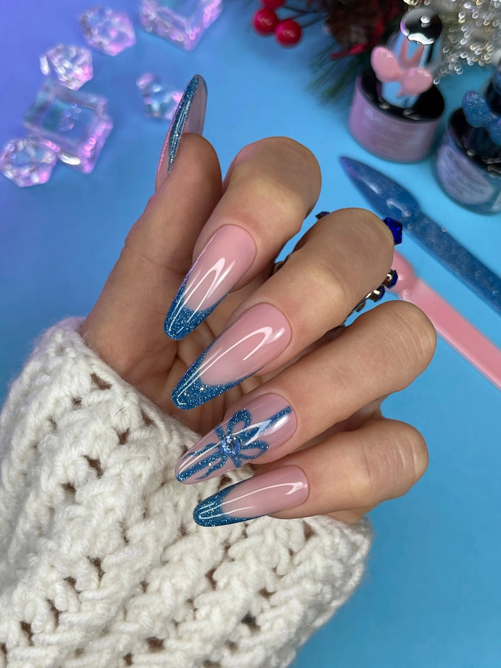 Vernis Semi-Permanent NR10 – Neon Reflect : Le Bleu Abyssal Étincelant Beauty Distribution