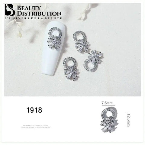 3 Bijoux pour ongles à strass 1918 Beauty Distribution