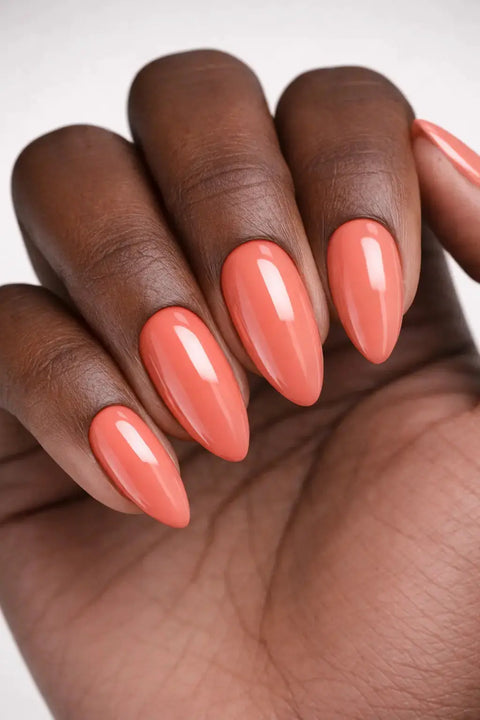 Vernis Semi-Permanent A045 – Corail Pêche Doux - Beauty Distribution