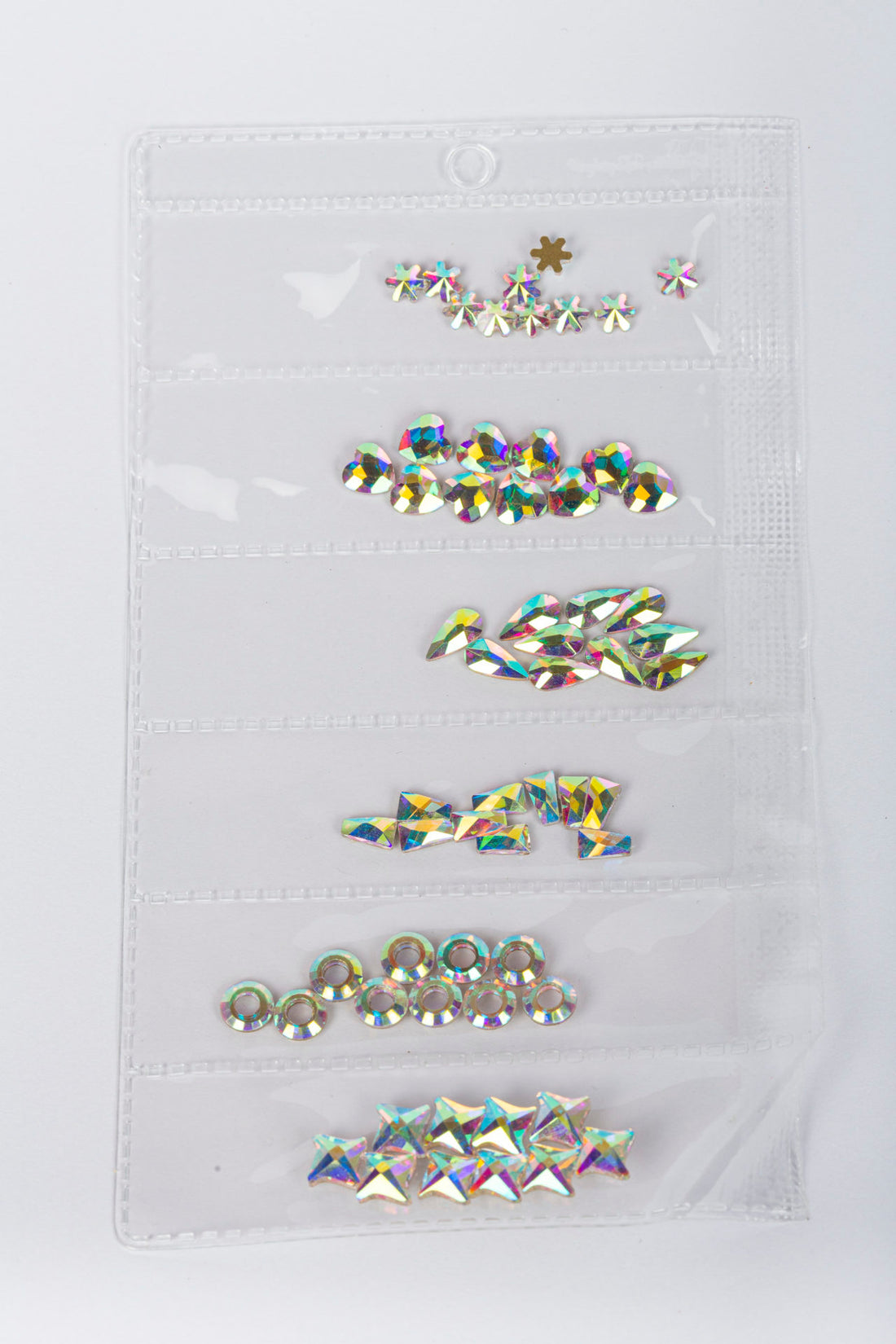 Strass nail art : mélange holographique