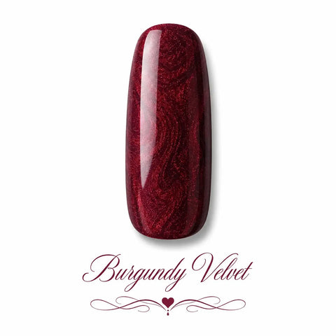 Vernis gel Burgundy Velvet Beauty Distribution sur capsule, teinte bordeaux velours intense aux reflets rouges métallisés, parfait pour des ongles glamour, sophistiqués et une manucure professionnelle effet luxe.