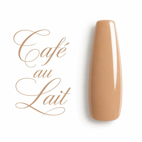 Capsule ballerine Café au Lait beige nude glossy, nuancier de vernis semi-permanent UV/LED Beauty Distribution sur fond blanc.