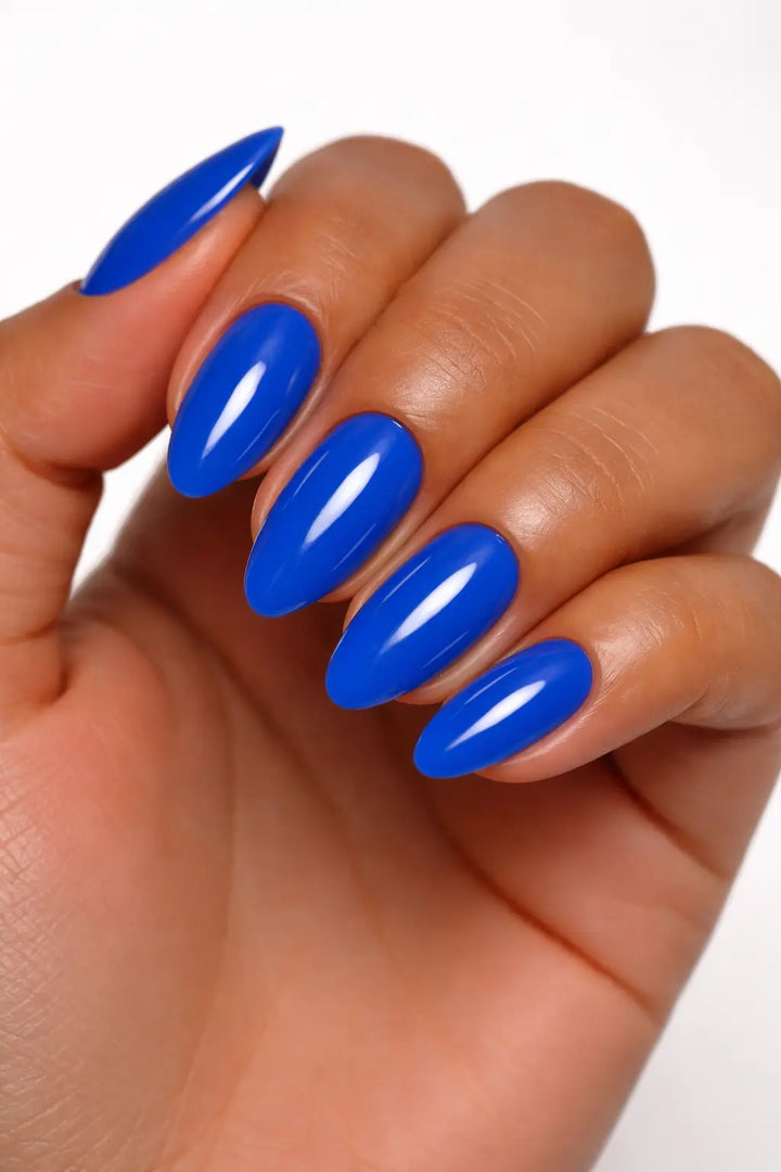 Vernis Semi-Permanent B202 – Bleu Royal Éclatant Beauty Distribution
