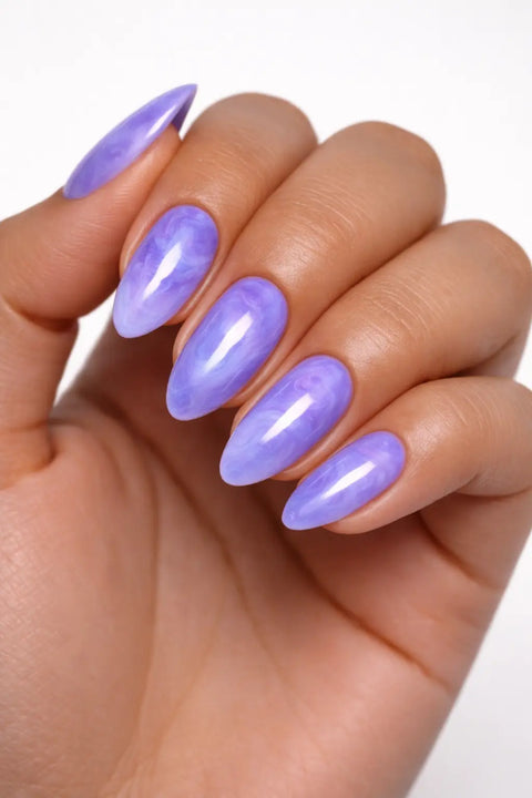 Vernis Semi-Permanent E114 – Lavande Perlée Irisée Beauty Distribution