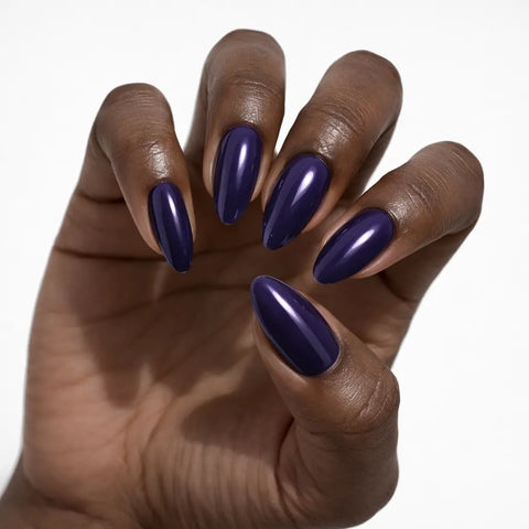 Vernis Semi-Permanent Beauty Distribution –A030  L'Élégance de l'Aubergine Profond - Beauty Distribution