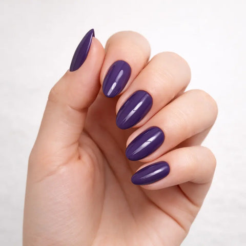 Vernis Semi-Permanent B318 Aubergine Profond 10ml Beauty Distribution
