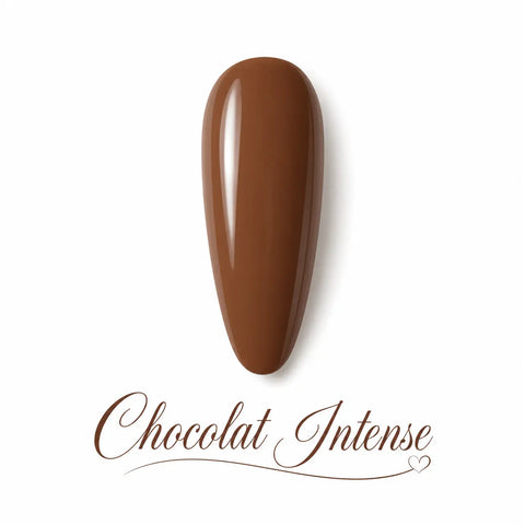 Capsule d’ongle Chocolat Intense Beauty Distribution, vernis gel marron chocolat brillant, teinte chaude et élégante, rendu packshot luxe sur fond blanc pour manucure professionnelle et nail art.