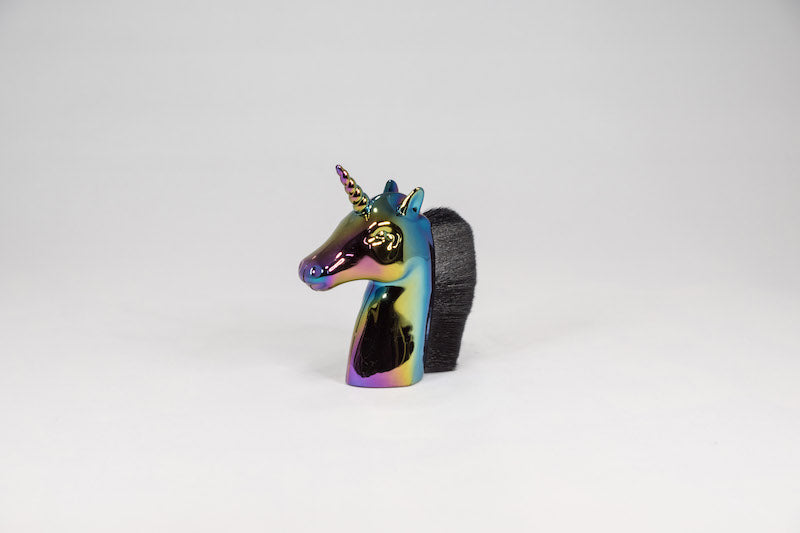 Brosse licorne (onglerie)