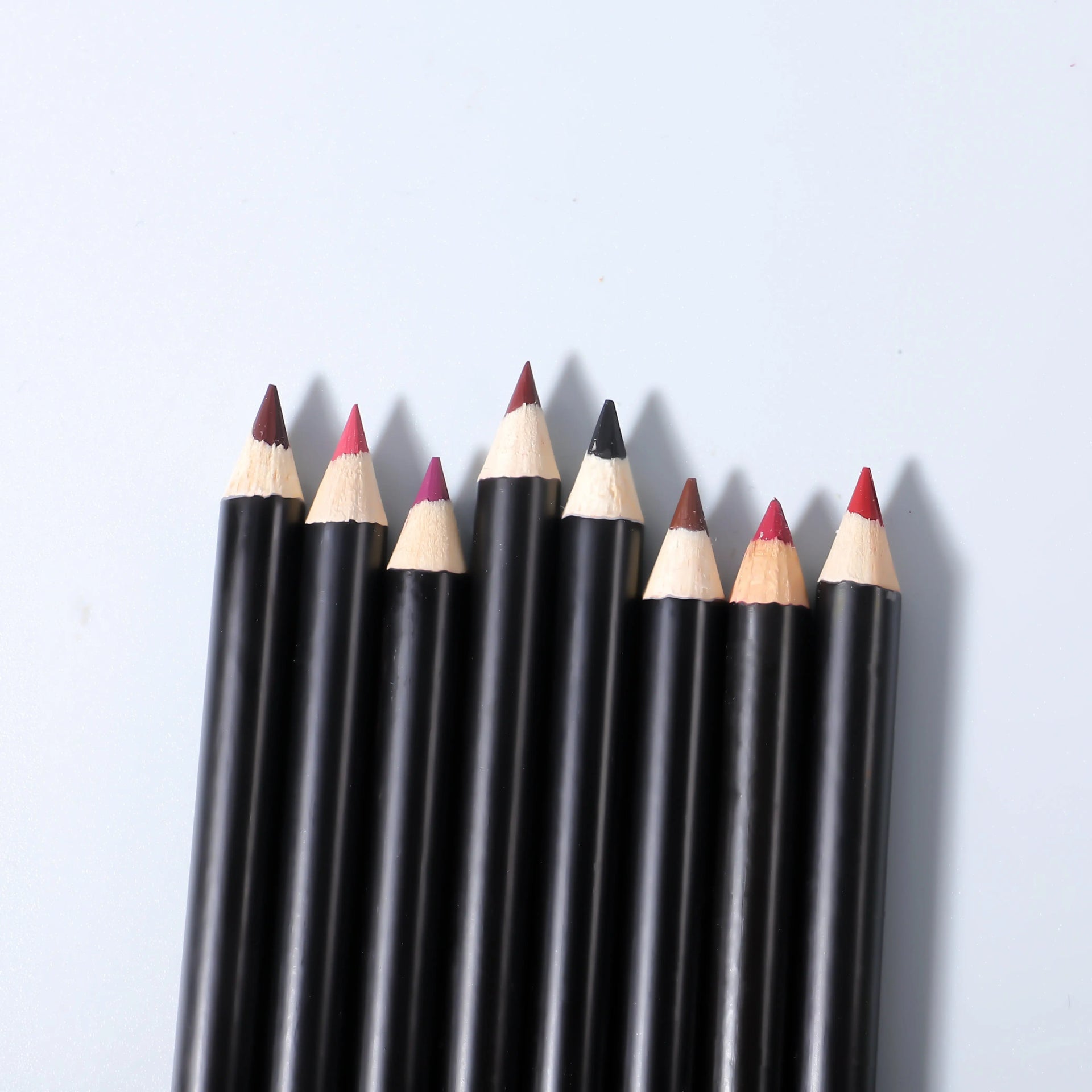 Crayon Lèvres U COLORS  Teinte Dark Brown Beauty Distribution