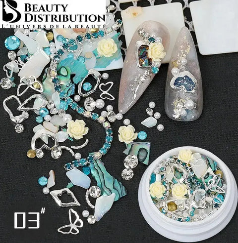 Mix Nail Art Bijoux & Strass n°03 – L'Éclat Bijou de Mer& Vintage Chic Beauty Distribution