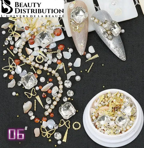 Mix Nail Art Bijoux & Strass n°06 – Éclat Royal, Papillons & Cristaux Ambrés Beauty Distribution