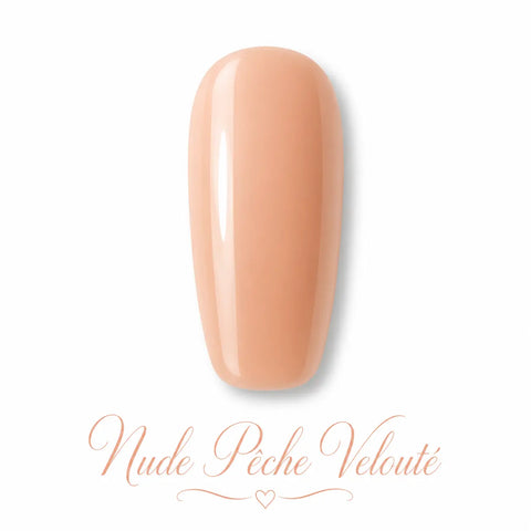 Vernis gel Nude Pêche Velouté Beauty Distribution, teinte nude pêche douce effet glossy, capsule couleur sur fond blanc pour manucure professionnelle UV/LED.