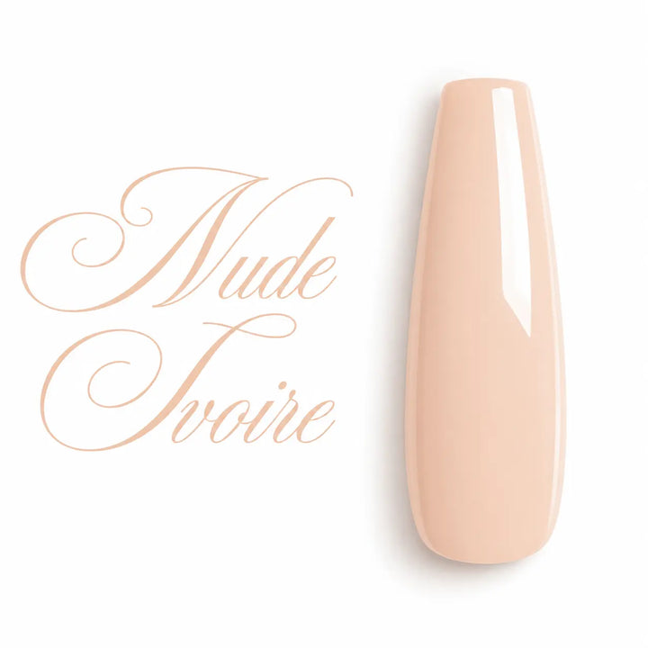 Capsule d’ongle ballerine longue Nude Ivoire, finition glossy crémeuse, nuancier professionnel de vernis gel UV LED et semi-permanent Beauty Distribution.