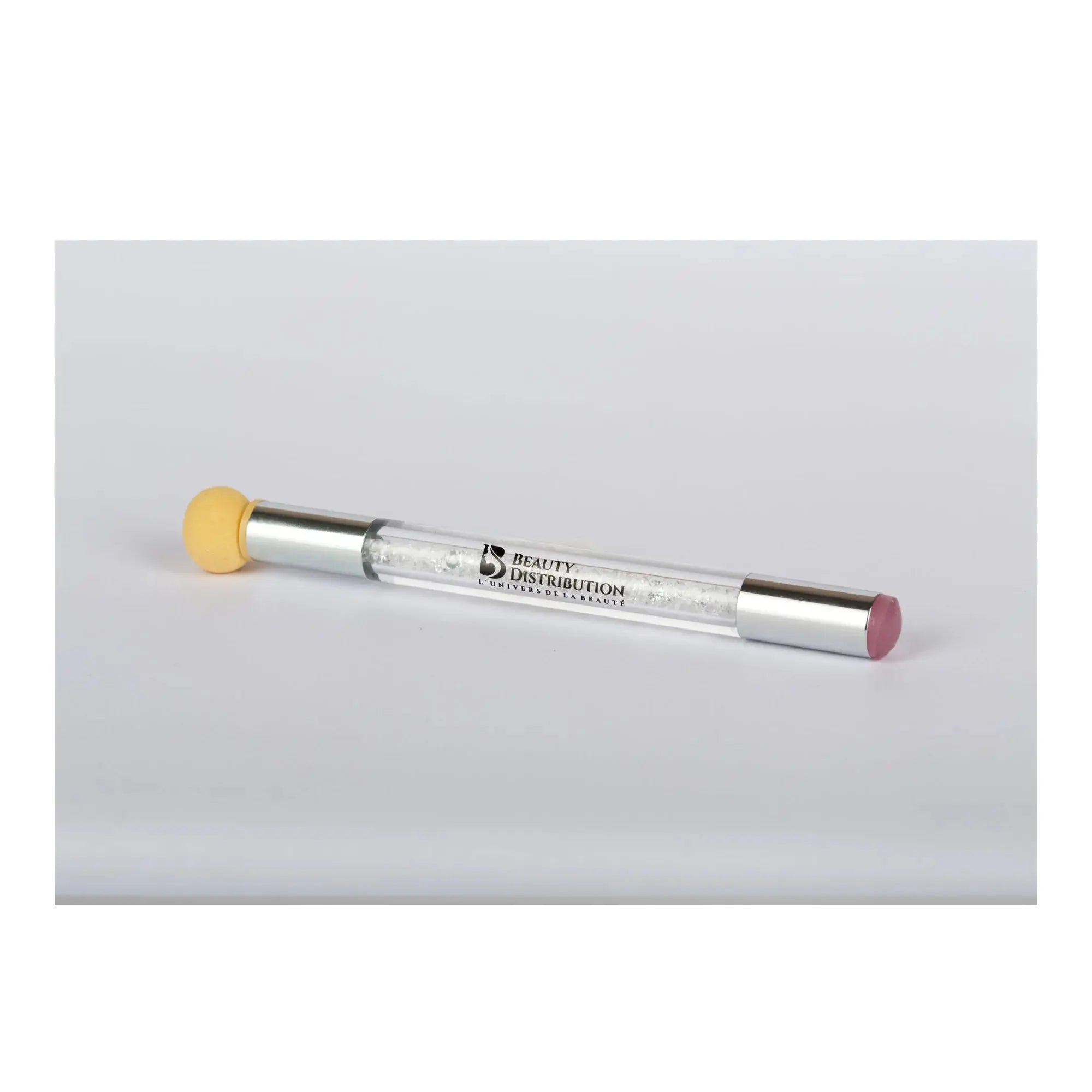 Pinceau ongle professionnel avec embout éponge jaune et mini stamper rose pour dégradé baby boomer.