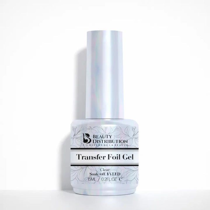 Transfer Foil Gel Clear Beauty Distribution 15 ml, gel transparent pour transfert foil nail art, soak-off UV/LED, flacon blanc packshot luxe sur fond blanc pour manucure professionnelle et prothésiste ongulaire.
