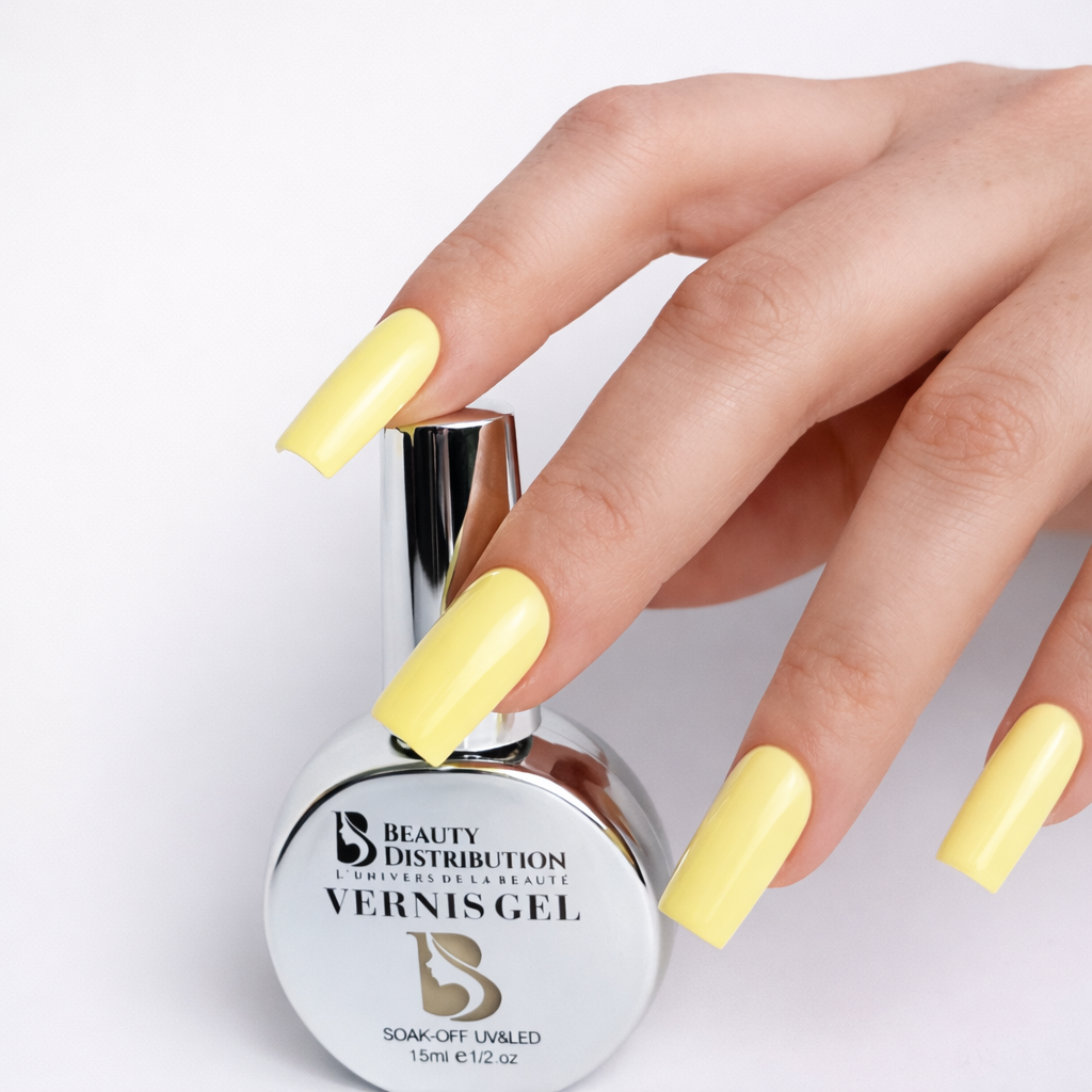 Vernis Semi-Permanent Gel UV LED 15ml Teinte 0E08 Jaune Pastel Lumineux