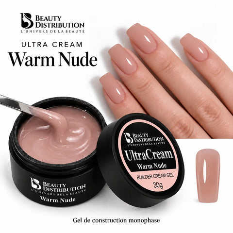 Gel de construction Ultra Cream Warm Nude Beauty Distribution : pot ouvert et manucure nude chaud en soft square moyen.