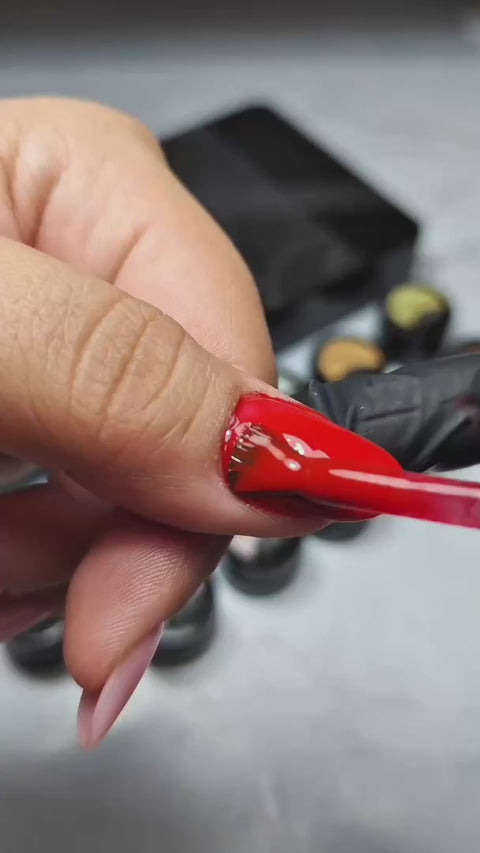 Tutoriel Julie Nails44 – Éviter les coulures de vernis