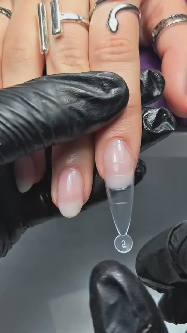 Tutoriel Julie Nails44 – Rallongement express d'un ongle au popit