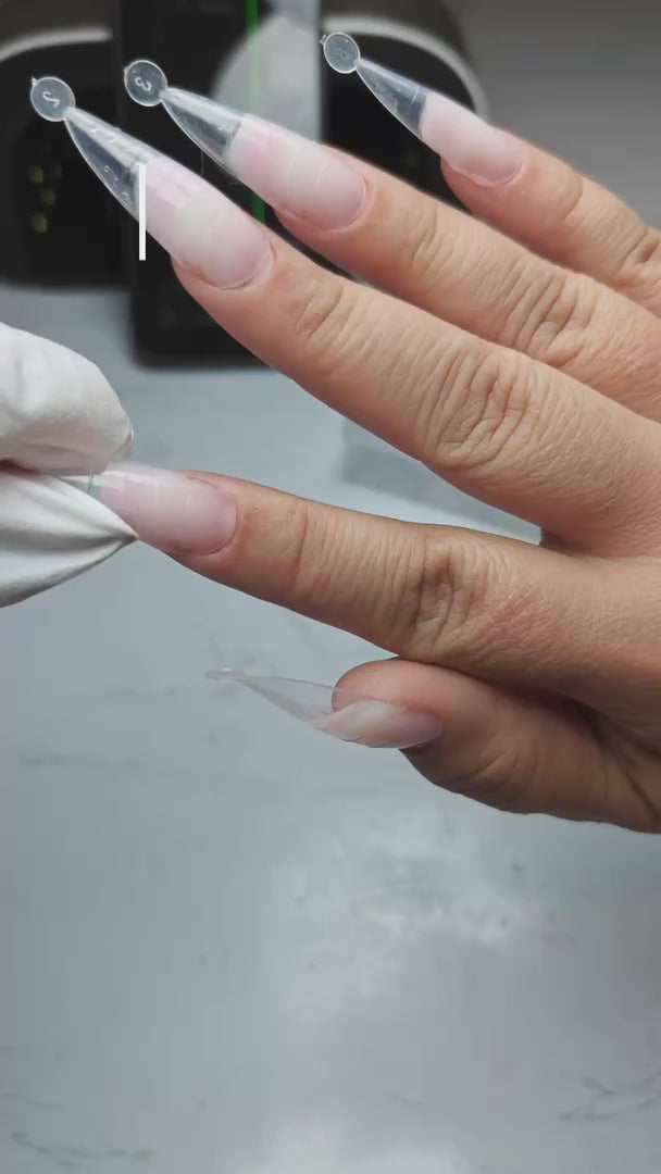 Tutoriel Julie Nails44 – Pose complète aux capsules en quinze minutes