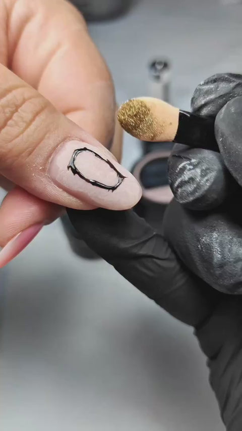Tutoriel Julie Nails44 – Protéger les motifs chromés