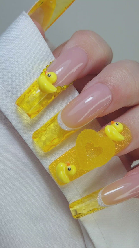 Présentation vidéo — Vernis Semi-Permanent Vitrail Jaune Clair N°05