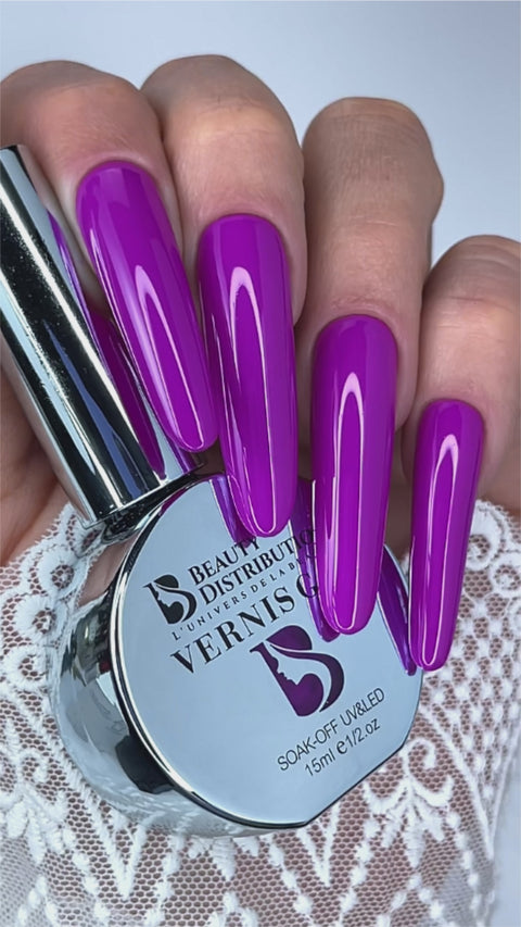Présentation vidéo — Vernis Semi-Permanent Violet Magenta Intense XP1133
