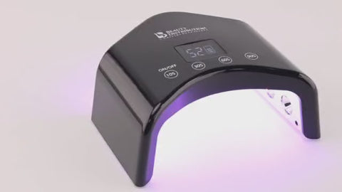 Lampe UV/LED rechargeable Blackstar allumée