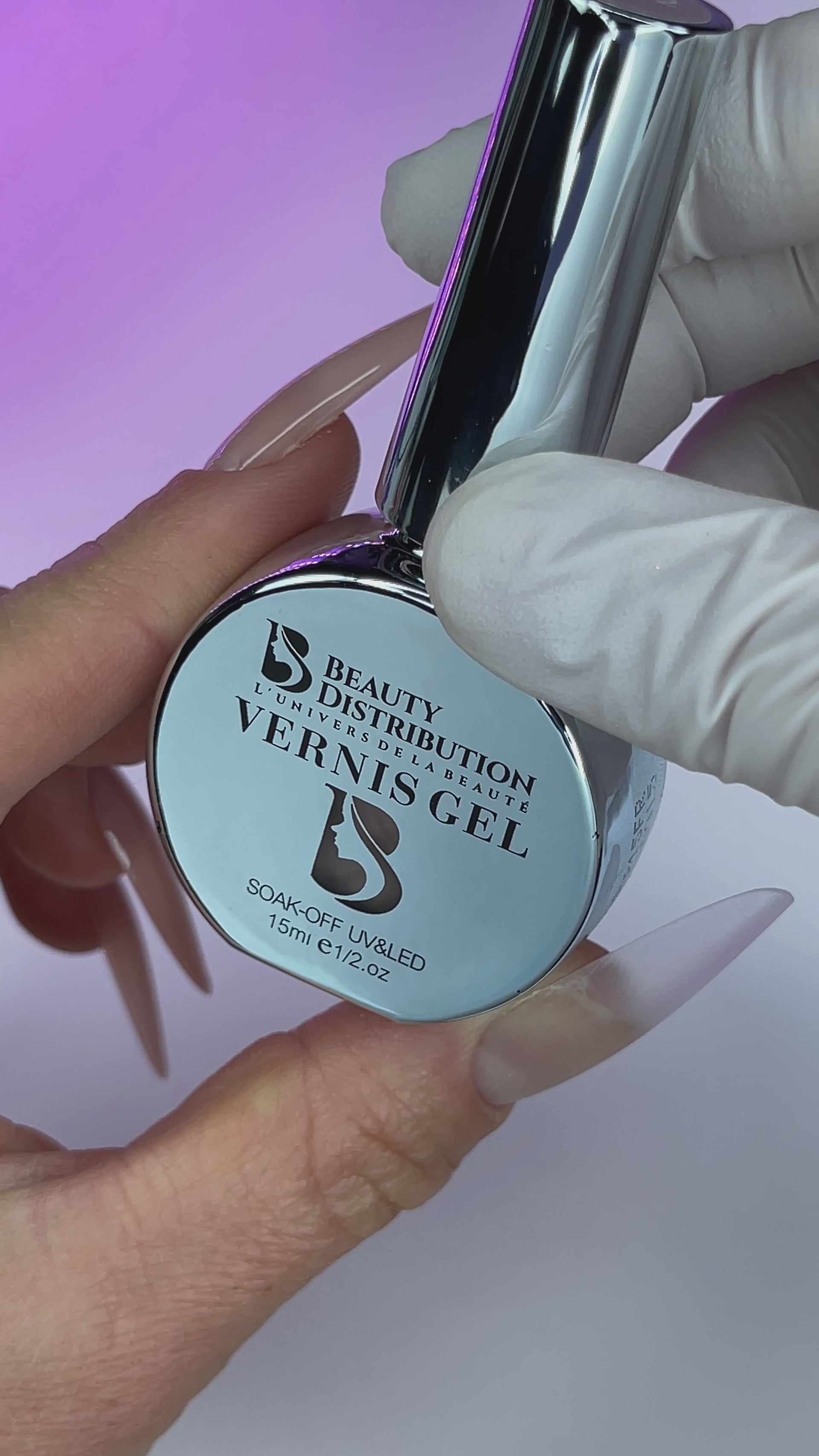 Présentation vidéo — Vernis Semi-Permanent Pailleté Effet Aurore Boréale & Prisme Chromatique UN02