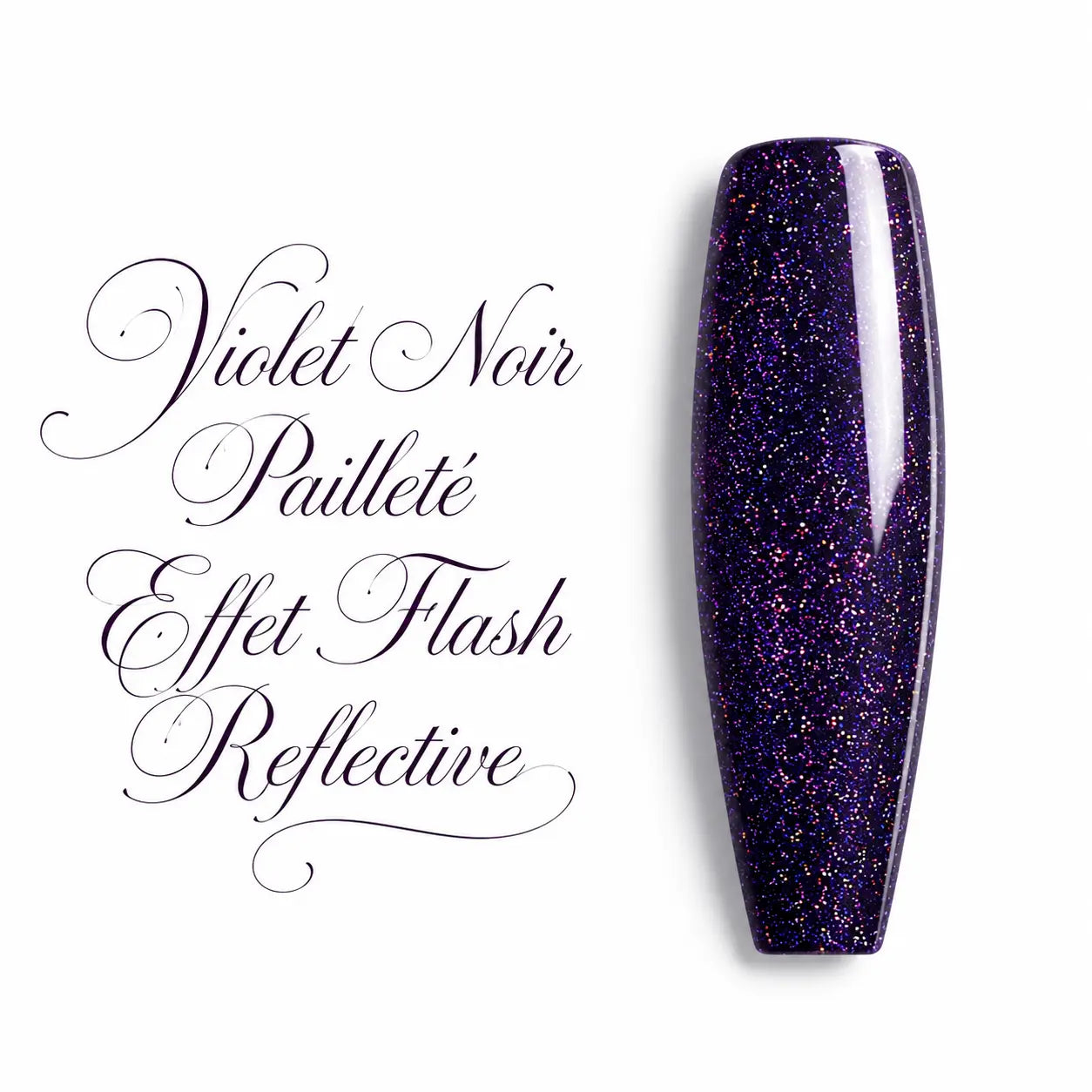 Capsule d’ongle ballerine violet noir pailleté à effet flash reflective, finition ultra brillante pour gel UV et vernis semi-permanent.